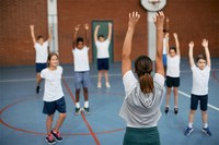 Un’ora di educazione fisica alla settimana alle elementari: in Emilia-Romagna prima sperimentazione in Italia